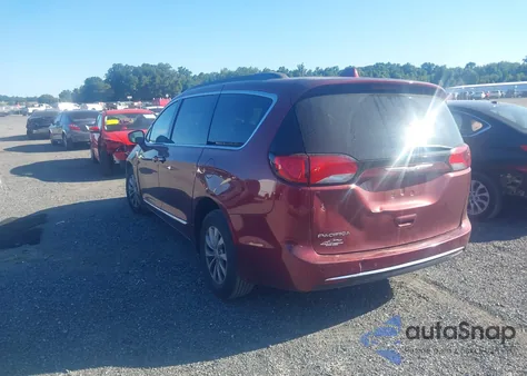 2017 Chrysler Pacifica Touring-L from USA, damaged, VIN 2C4RC1BGXHR523123
